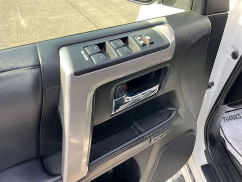 Used 2021 Toyota 4Runner Limited image 11