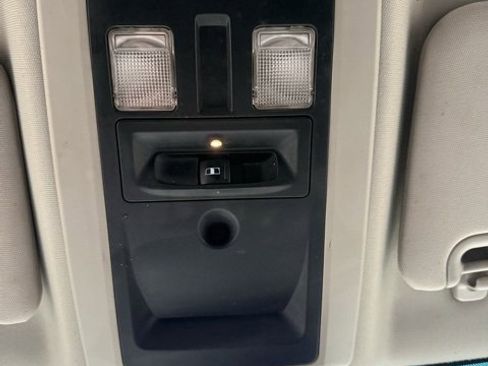 Used 2014 RAM 2500 SLT w/ Protection Group image 27