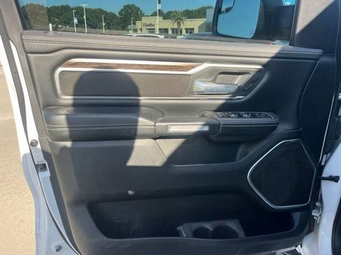 Used 2020 RAM 1500 Laramie AWD/4WD image 14