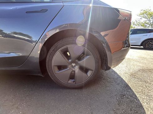 Used 2022 Tesla Model 3 RWD image 25