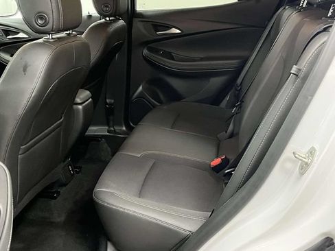Used 2025 Buick Encore GX Preferred FWD image 17
