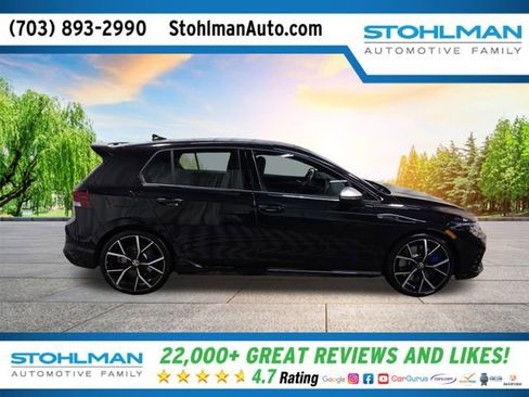 Used 2023 Volkswagen Golf R image 3