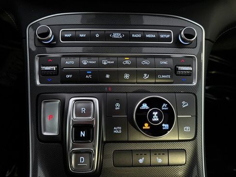 Used 2021 Hyundai Santa Fe SEL w/ Convenience + Premium Package AWD/4WD image 44