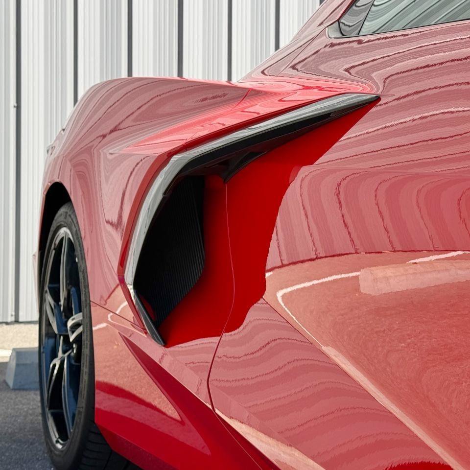 Used 2021 Chevrolet Corvette Stingray Preferred Conv w/ Z51 Performance Package RWD image 28