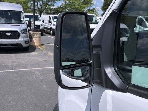 New 2026 Ford Transit 250 148 Medium Roof RWD image 14