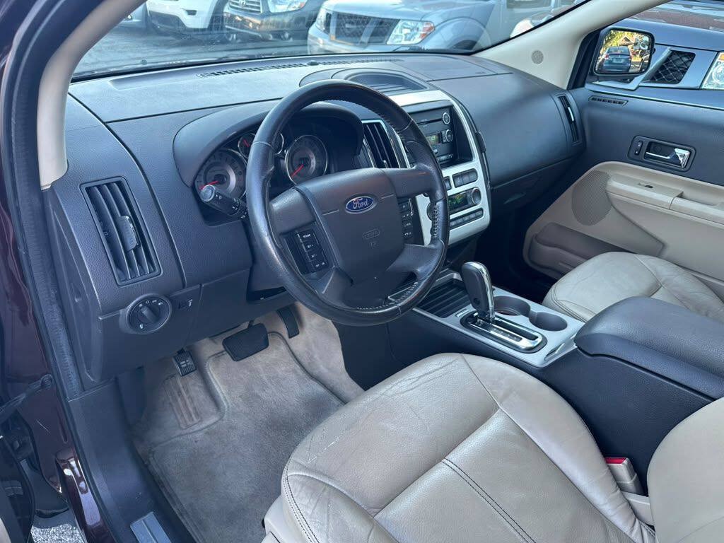 Used 2010 Ford Edge Limited FWD image 11