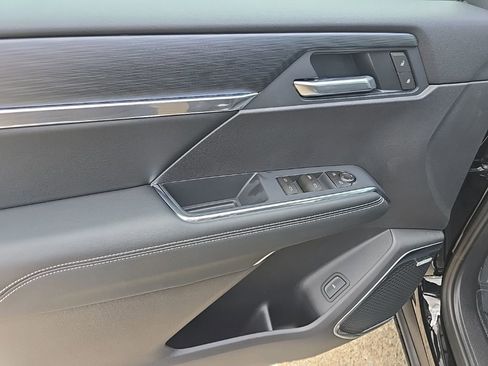 New 2026 GMC Acadia Elevation w/ Elevation Premium Package FWD image 19