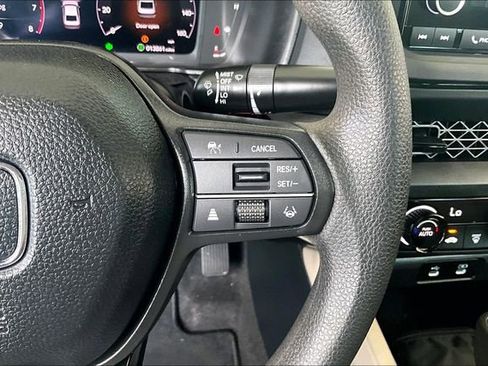 Used 2025 Honda Accord LX image 11