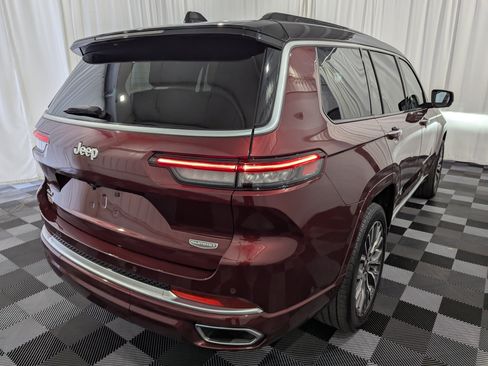 Used 2025 Jeep Grand Cherokee L Summit AWD/4WD image 7