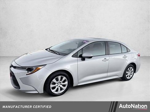 Used 2024 Toyota Corolla LE image 1