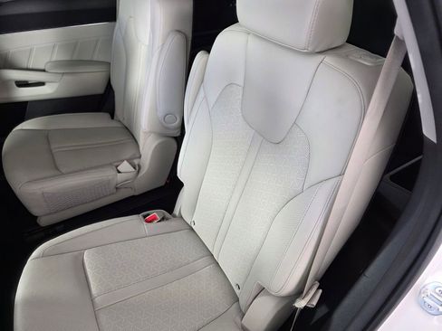 Used 2023 Kia Sorento SX Prestige image 15