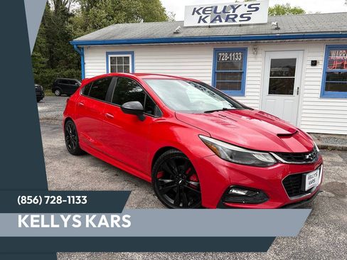 Used 2018 Chevrolet Cruze LT w/ Redline Edition FWD image 1