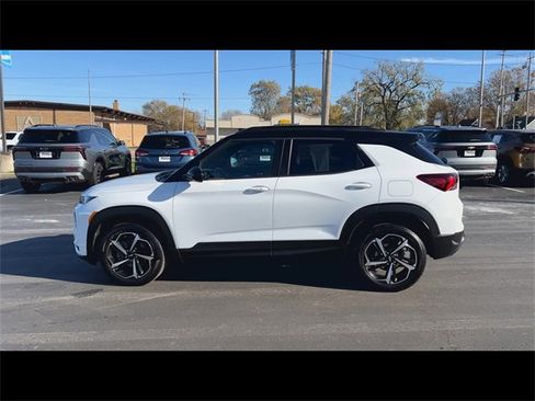 Certified 2021 Chevrolet TrailBlazer RS w/ Convenience Package image 5