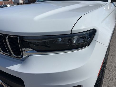 Used 2021 Jeep Grand Cherokee L Limited image 9