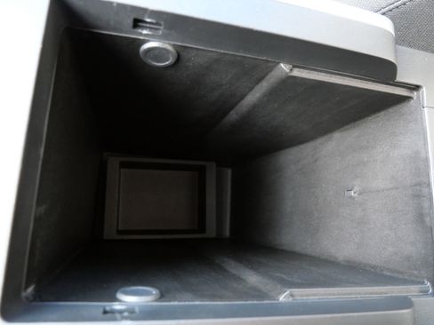 Used 2025 GMC Terrain Elevation image 31