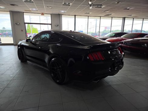 Used 2016 Ford Mustang GT Premium w/ GT Performance Package RWD image 5