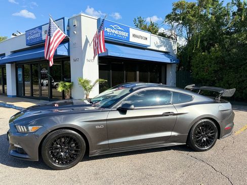 Used 2015 Ford Mustang GT Premium RWD image 30