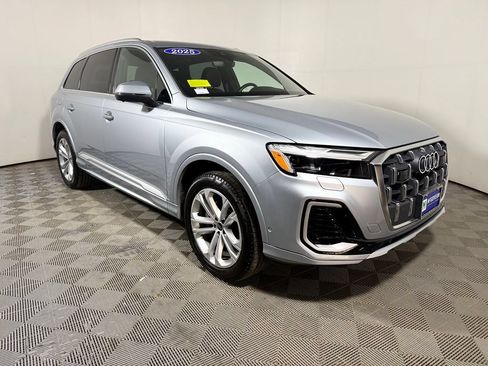 Used 2025 Audi Q7 3.0T Premium Plus AWD/4WD image 9