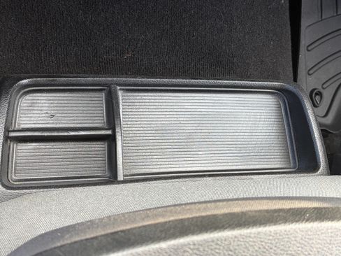 Used 2022 RAM 1500 Classic SLT w/ Electronics Group AWD/4WD image 26