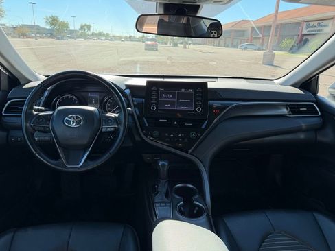 Used 2024 Toyota Camry SE image 25