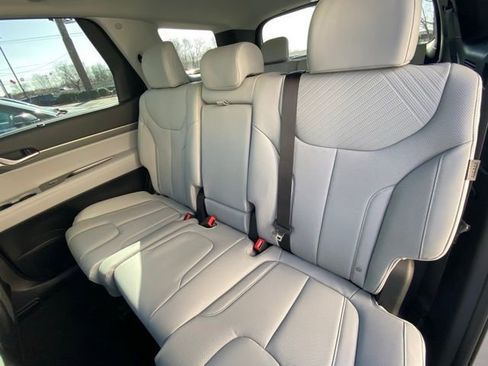 Used 2025 Hyundai Palisade SEL image 24