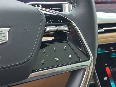 Certified 2026 Cadillac Escalade IQL Sport 2 w/ LPO, Premium Carpet Package AWD/4WD image 22