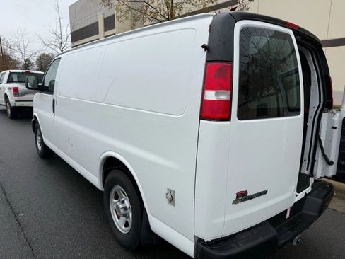 Used 2003 Chevrolet Express 1500 image 4