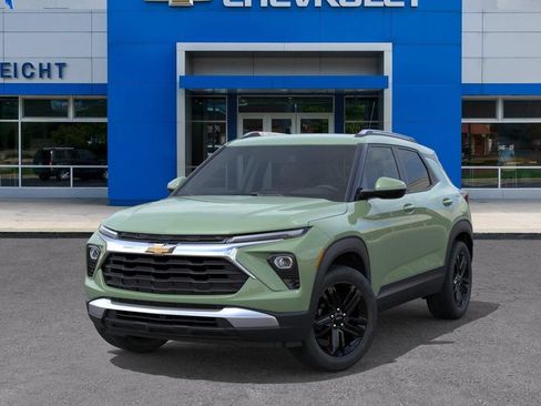 New 2026 Chevrolet TrailBlazer LT w/ Midnight Edition AWD/4WD image 6