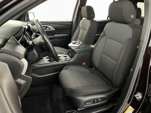 Certified 2022 Chevrolet Traverse LT image 23