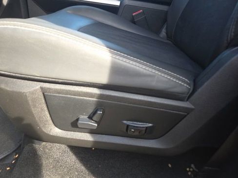 Used 2017 RAM 1500 Rebel w/ Luxury Group image 18