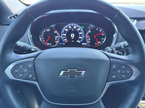 Used 2023 Chevrolet Traverse Premier w/ Redline Edition image 11