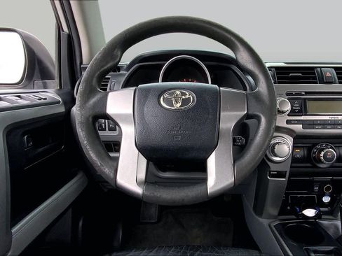 Used 2011 Toyota 4Runner SR5 AWD/4WD image 5