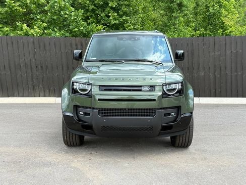 New 2026 Land Rover Defender 110 X-Dynamic SE AWD/4WD image 8