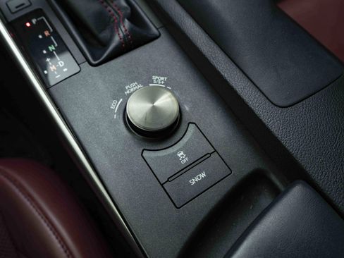 Used 2015 Lexus IS 350 w/ F-Sport Package RWD image 28