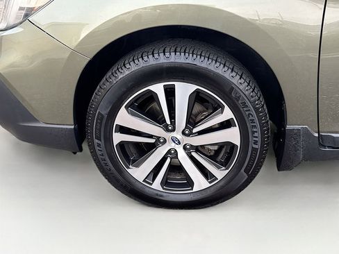 Used 2018 Subaru Outback 2.5i Limited image 42