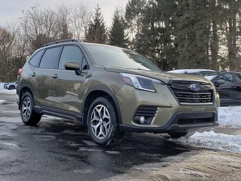 Certified 2023 Subaru Forester Premium image 1