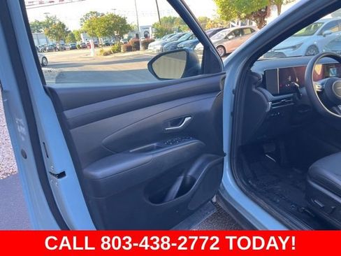 Used 2025 Hyundai Santa Cruz SEL FWD image 5