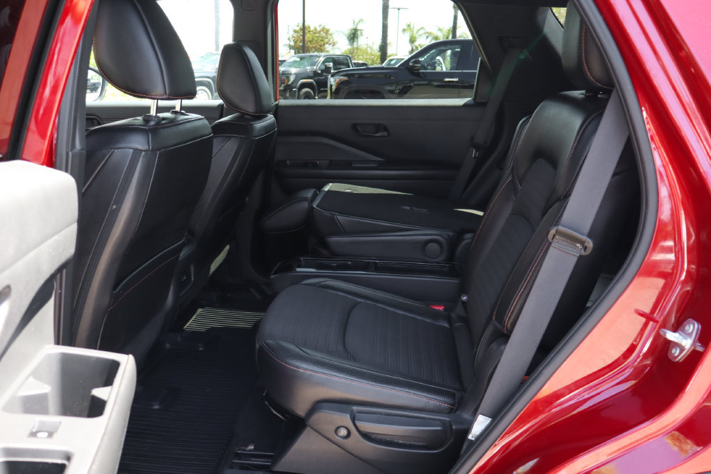 Used 2023 Nissan Pathfinder Rock Creek AWD/4WD image 37