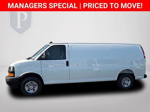 New 2025 Chevrolet Express 2500 Extended w/ Enhanced Convenience Package image 10