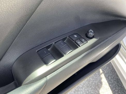 Used 2024 Toyota Camry SE w/ Cold Weather Package AWD/4WD image 7