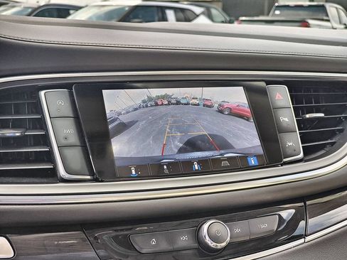 Used 2023 Buick Enclave Premium w/ Experience Buick Package AWD/4WD image 17