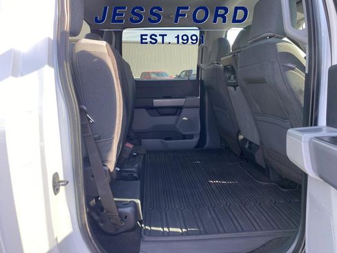 Used 2023 Ford F350 XLT w/ Camper Package image 28