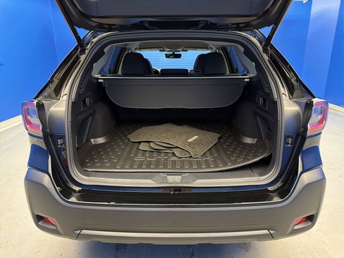 Used 2023 Subaru Outback Onyx Edition image 27