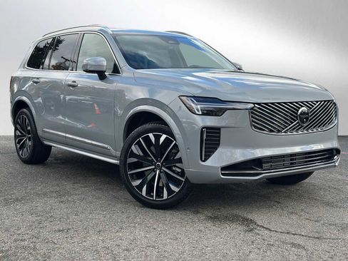 New 2026 Volvo XC90 T8 Plus image 1