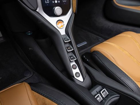 New 2027 McLaren 750S Spider RWD image 12