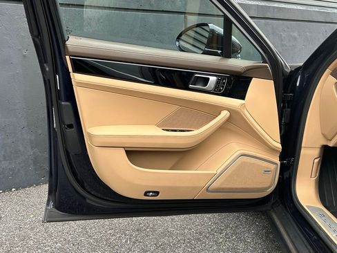 Certified 2021 Porsche Panamera 4S image 23