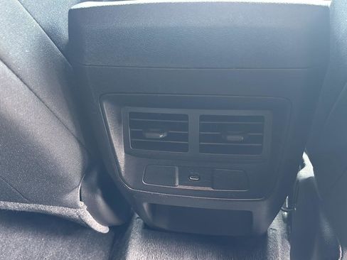 Certified 2023 Chevrolet Colorado LT w/ LT Convenience Package image 24