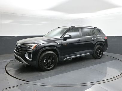 New 2026 Volkswagen Atlas Peak Edition