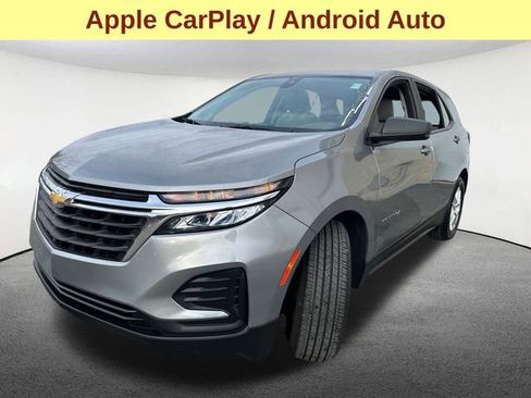 Used 2023 Chevrolet Equinox LS image 5