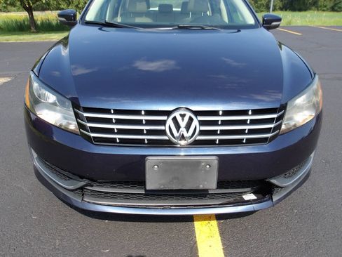 Used 2013 Volkswagen Passat TDI SE FWD image 27